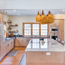 Biophilic-Charm-meets-Modern-Sophistication 8